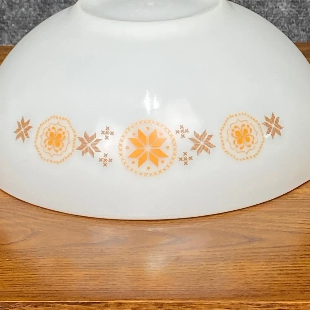 Vintage Pyrex Town & Country Cinderella 444 Mixing Bowl 4 Quart‎ Brown Orange